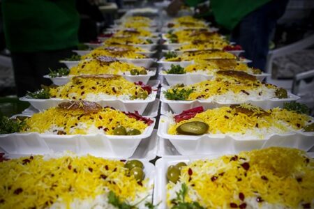 توزیع ۲ هزار پُرس غذای گرم در روز تاسوعای حسینی در سراب