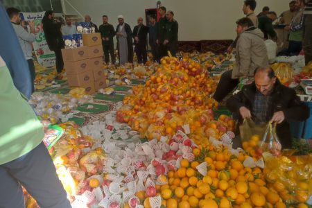 ۱۲۰۰ بسته معیشتی شب یلدا در شهرستان سراب توزیع شد