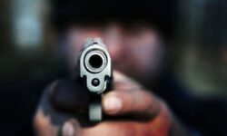 حمله مسلحانه ۱۰ مرد مخوف به خانواده سرابی