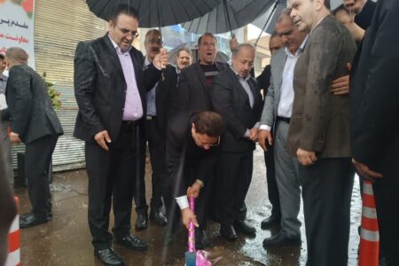آیین کلنگ‌زنی پروژه بازآفرینی بازار مهربان با حضور مسئولان کشوری و استانی برگزار شد