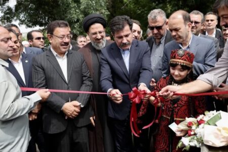 چهارمین جشنواره عسل  لبنیات شهرستان سراب شروع به کار کرد